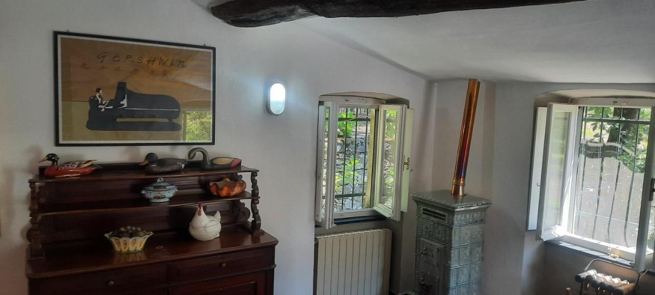 Ferienwohnung Vecchio Mulino Fontona Girasole Chiesanuova  Exterior foto