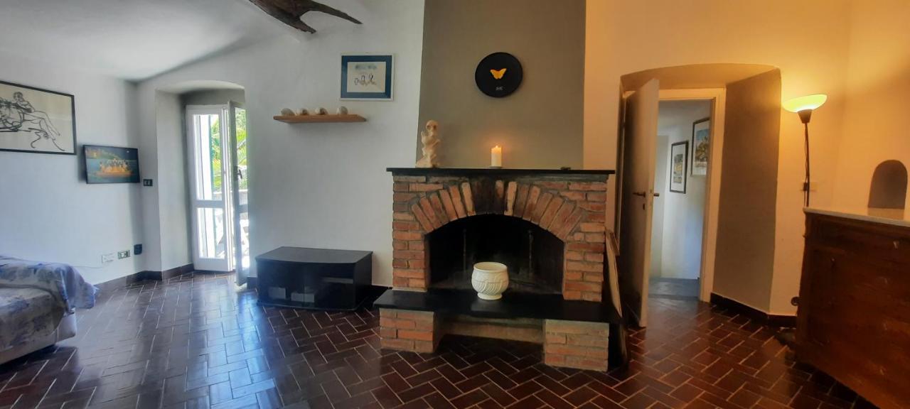 Ferienwohnung Vecchio Mulino Fontona Girasole Chiesanuova  Exterior foto